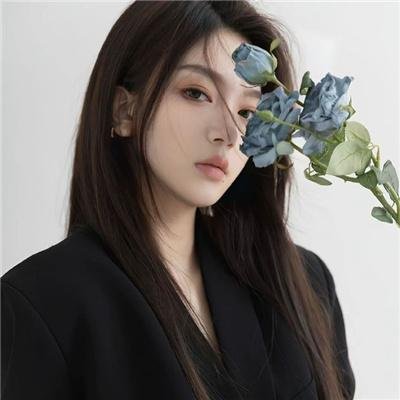 索女·丧尸·机关枪